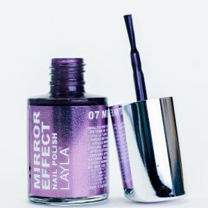 MIRROR EFFECT NAIL POLISH